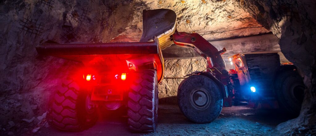 MineTwin is a configurable simulation-based decision support tool for underground and open-pit mines